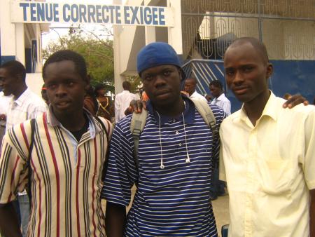 makhou et c camarades etudiants